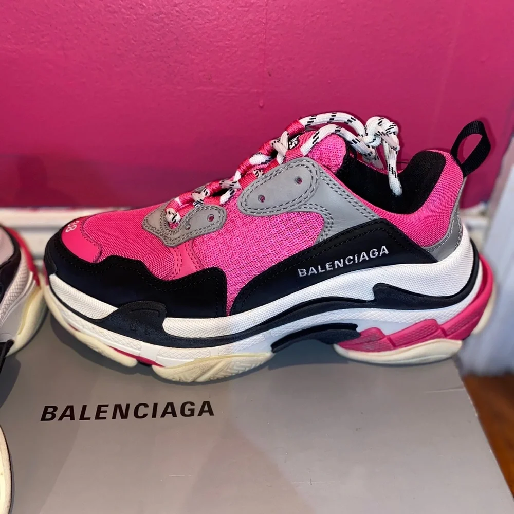 COPY - Balenciaga triple s sneaker - Picture 2 of 2